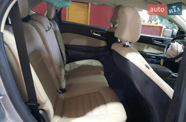 Внедорожник / Кроссовер Ford Edge 2022 в 