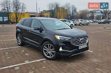 Внедорожник / Кроссовер Ford Edge 2019 в 
