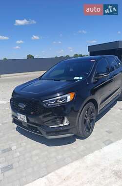 Внедорожник / Кроссовер Ford Edge 2018 в 