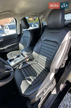 Внедорожник / Кроссовер Ford Edge 2022 в 