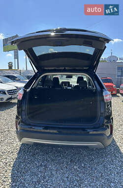 Внедорожник / Кроссовер Ford Edge 2022 в 