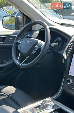 Внедорожник / Кроссовер Ford Edge 2022 в 