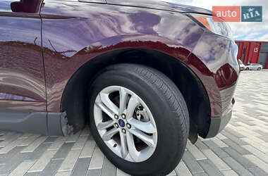 Внедорожник / Кроссовер Ford Edge 2020 в 