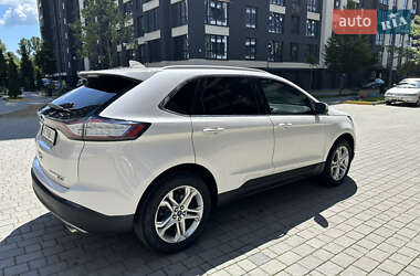 Внедорожник / Кроссовер Ford Edge 2017 в 