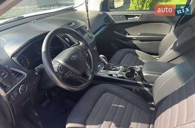 Внедорожник / Кроссовер Ford Edge 2016 в 