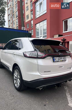 Позашляховик / Кросовер Ford Edge 2017 в 