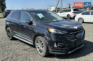 Внедорожник / Кроссовер Ford Edge 2019 в 