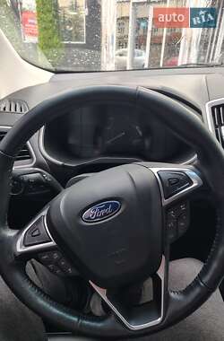 Внедорожник / Кроссовер Ford Edge 2020 в 