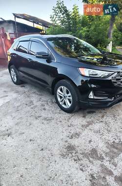 Внедорожник / Кроссовер Ford Edge 2020 в 