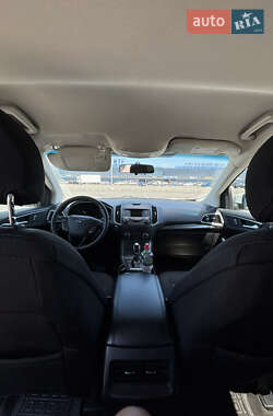Внедорожник / Кроссовер Ford Edge 2015 в 