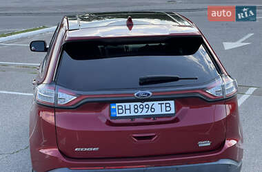 Внедорожник / Кроссовер Ford Edge 2015 в 