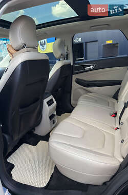 Внедорожник / Кроссовер Ford Edge 2015 в 