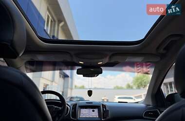 Внедорожник / Кроссовер Ford Edge 2019 в 