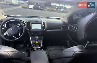 Внедорожник / Кроссовер Ford Edge 2016 в 