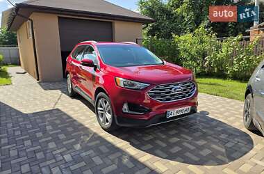 Внедорожник / Кроссовер Ford Edge 2019 в 