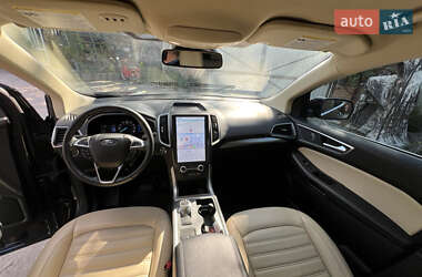 Внедорожник / Кроссовер Ford Edge 2022 в 