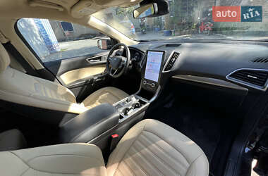 Внедорожник / Кроссовер Ford Edge 2022 в 