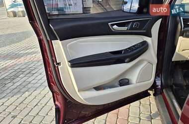 Внедорожник / Кроссовер Ford Edge 2018 в 