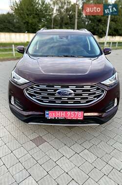 Внедорожник / Кроссовер Ford Edge 2019 в 