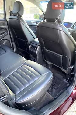 Внедорожник / Кроссовер Ford Edge 2019 в 