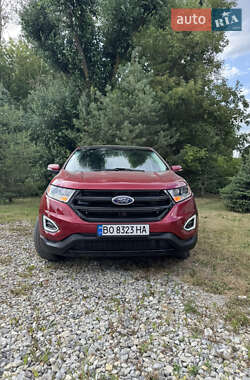 Внедорожник / Кроссовер Ford Edge 2018 в 