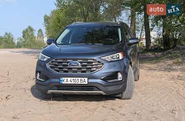 Внедорожник / Кроссовер Ford Edge 2018 в 
