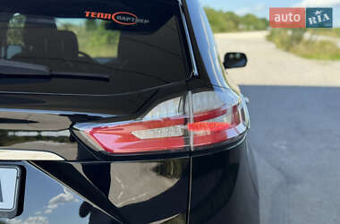 Внедорожник / Кроссовер Ford Edge 2019 в 