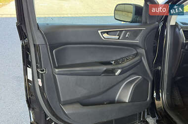 Внедорожник / Кроссовер Ford Edge 2019 в 