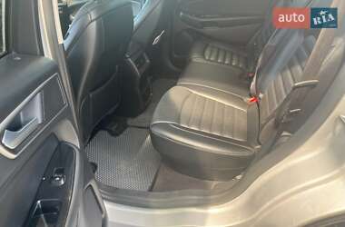 Внедорожник / Кроссовер Ford Edge 2015 в 