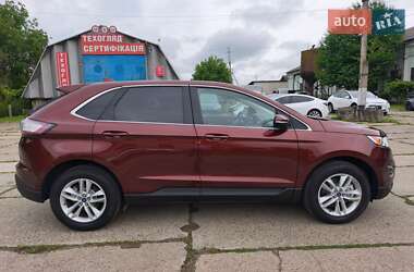 Внедорожник / Кроссовер Ford Edge 2016 в 