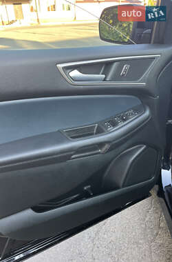 Внедорожник / Кроссовер Ford Edge 2022 в 