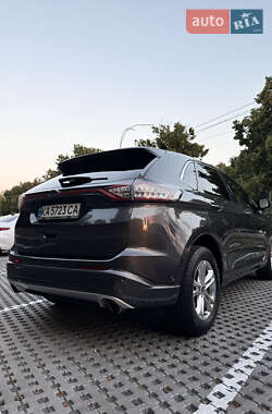 Внедорожник / Кроссовер Ford Edge 2016 в 