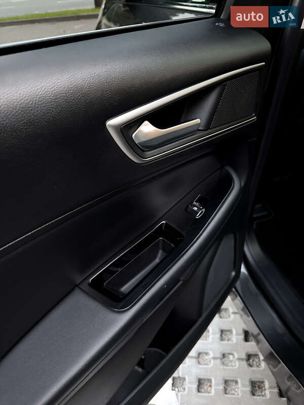 Внедорожник / Кроссовер Ford Edge 2016 в Киеве