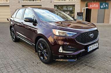Внедорожник / Кроссовер Ford Edge 2019 в 
