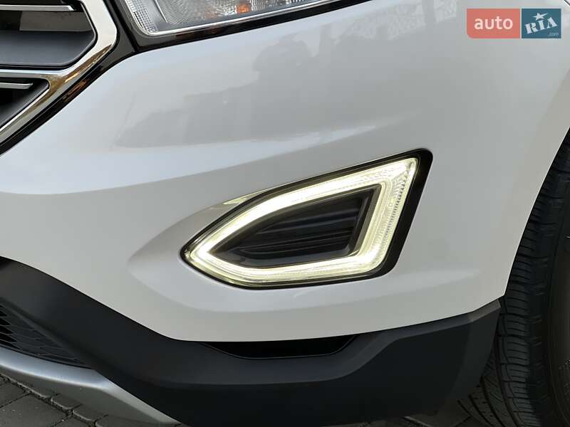 Внедорожник / Кроссовер Ford Edge 2016 в Ровно