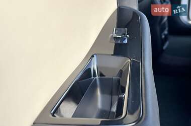 Внедорожник / Кроссовер Ford Edge 2016 в 