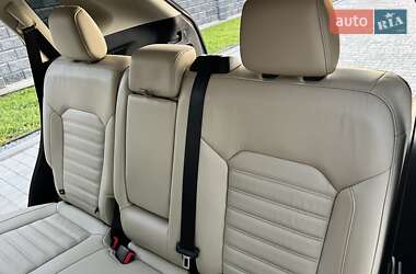 Внедорожник / Кроссовер Ford Edge 2016 в 