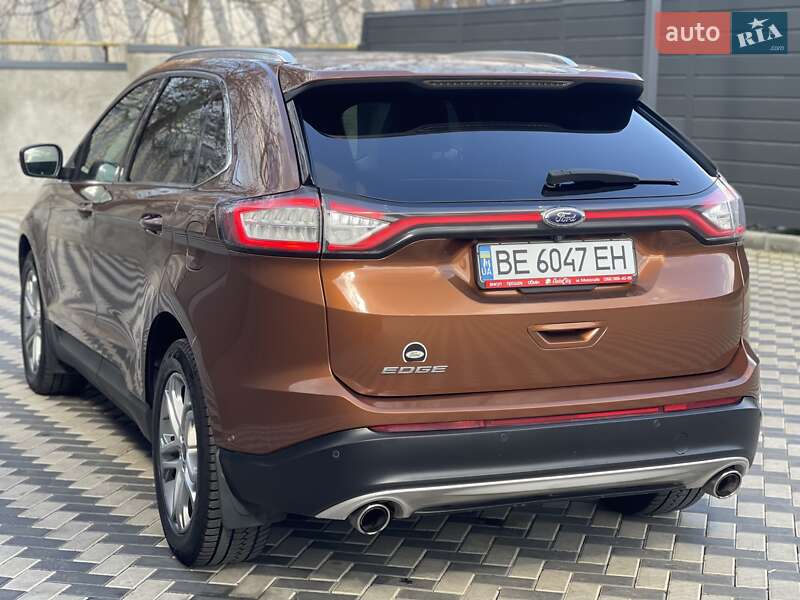 Внедорожник / Кроссовер Ford Edge 2016 в Николаеве