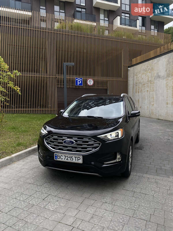 Внедорожник / Кроссовер Ford Edge 2020 в 