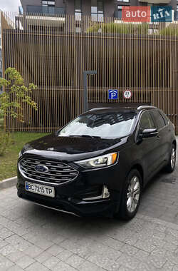 Внедорожник / Кроссовер Ford Edge 2020 в 