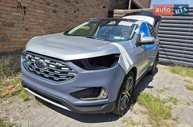 Внедорожник / Кроссовер Ford Edge 2019 в 