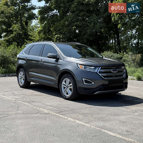Внедорожник / Кроссовер Ford Edge 2015 в 