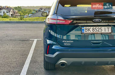 Внедорожник / Кроссовер Ford Edge 2020 в 
