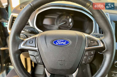 Внедорожник / Кроссовер Ford Edge 2020 в 