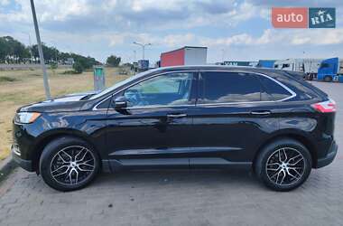 Внедорожник / Кроссовер Ford Edge 2019 в 