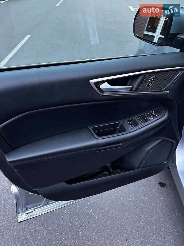 Внедорожник / Кроссовер Ford Edge 2021 в Киеве