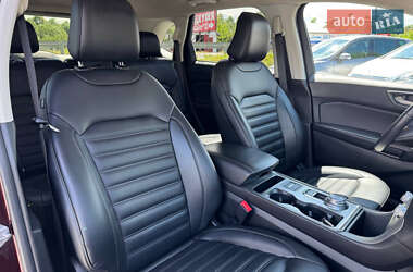 Внедорожник / Кроссовер Ford Edge 2022 в 