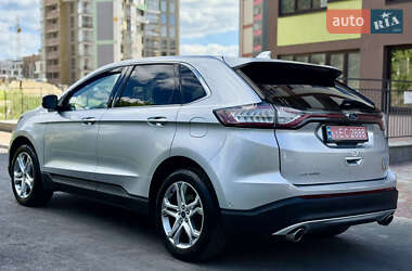 Внедорожник / Кроссовер Ford Edge 2017 в 