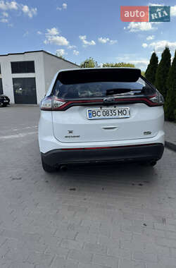 Внедорожник / Кроссовер Ford Edge 2015 в 