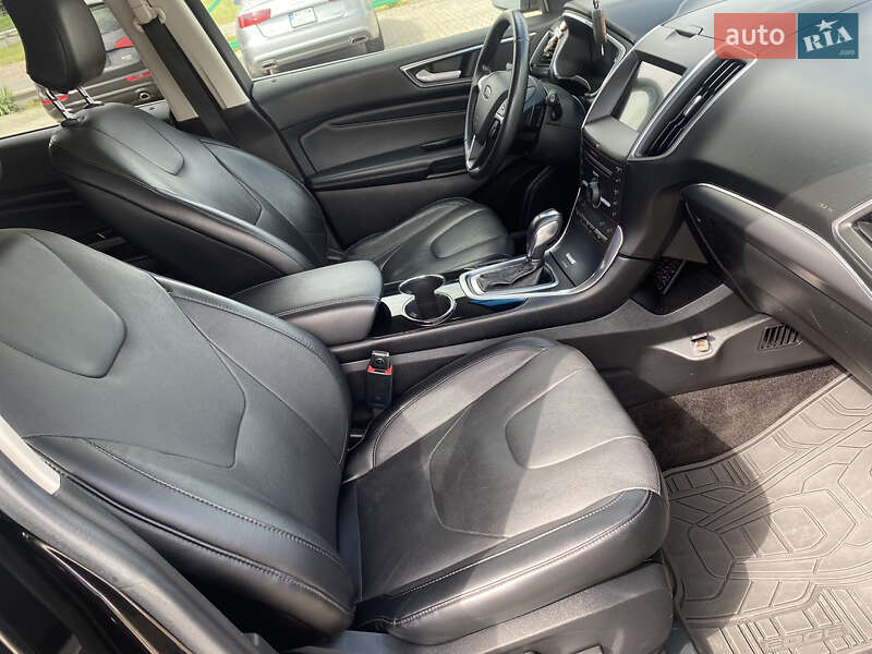 Внедорожник / Кроссовер Ford Edge 2016 в Луцке